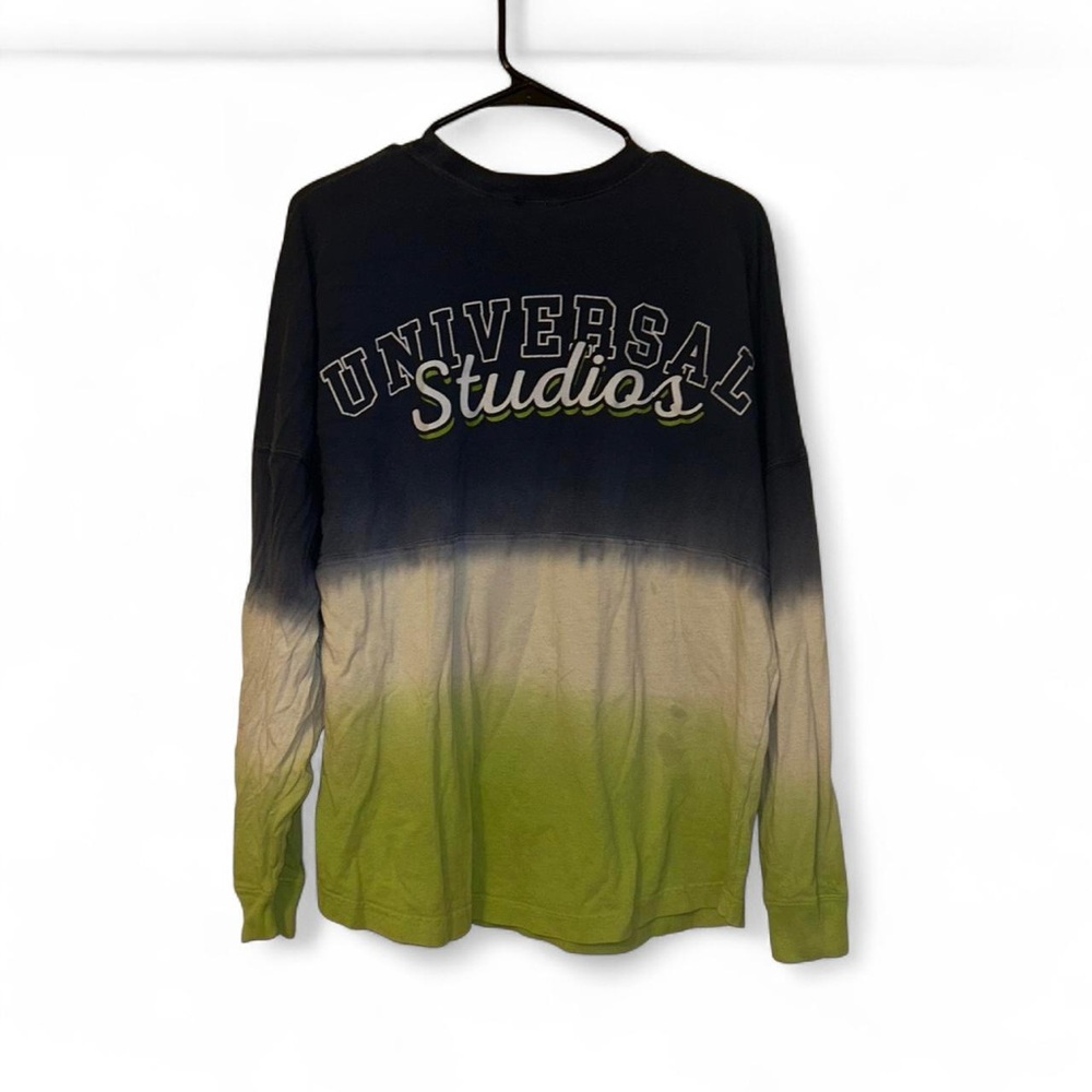 Universal Studios Long Sleeve Size Large Stain on front and back seen in pics